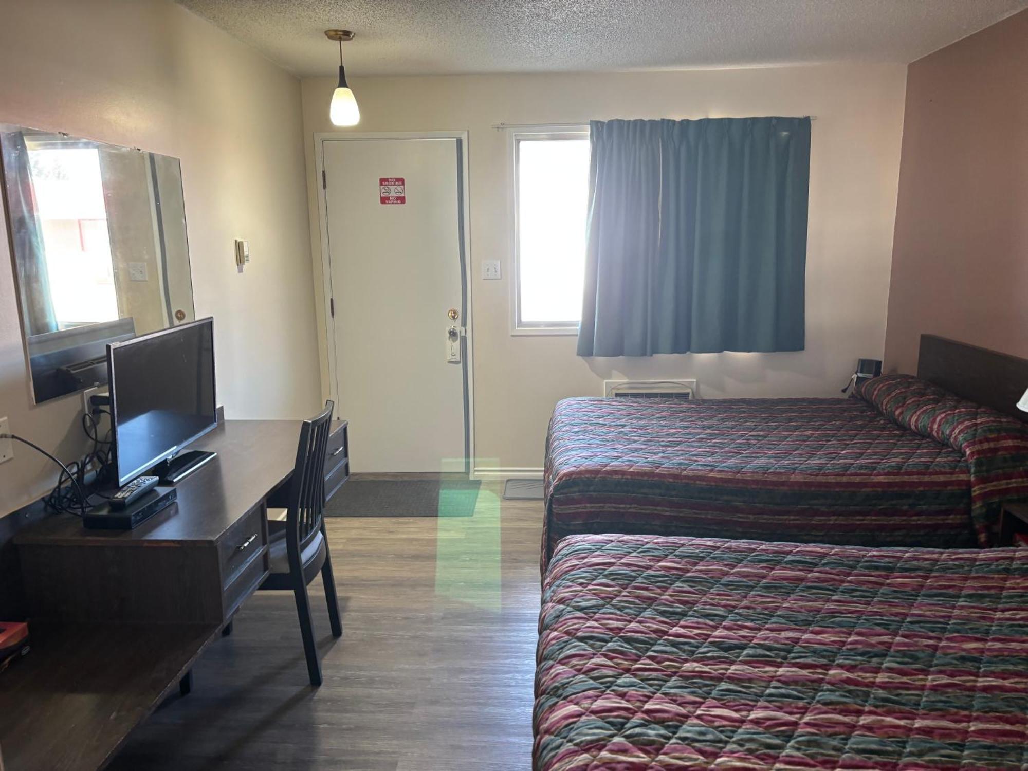 Viking Lamplighter Motel Exterior photo